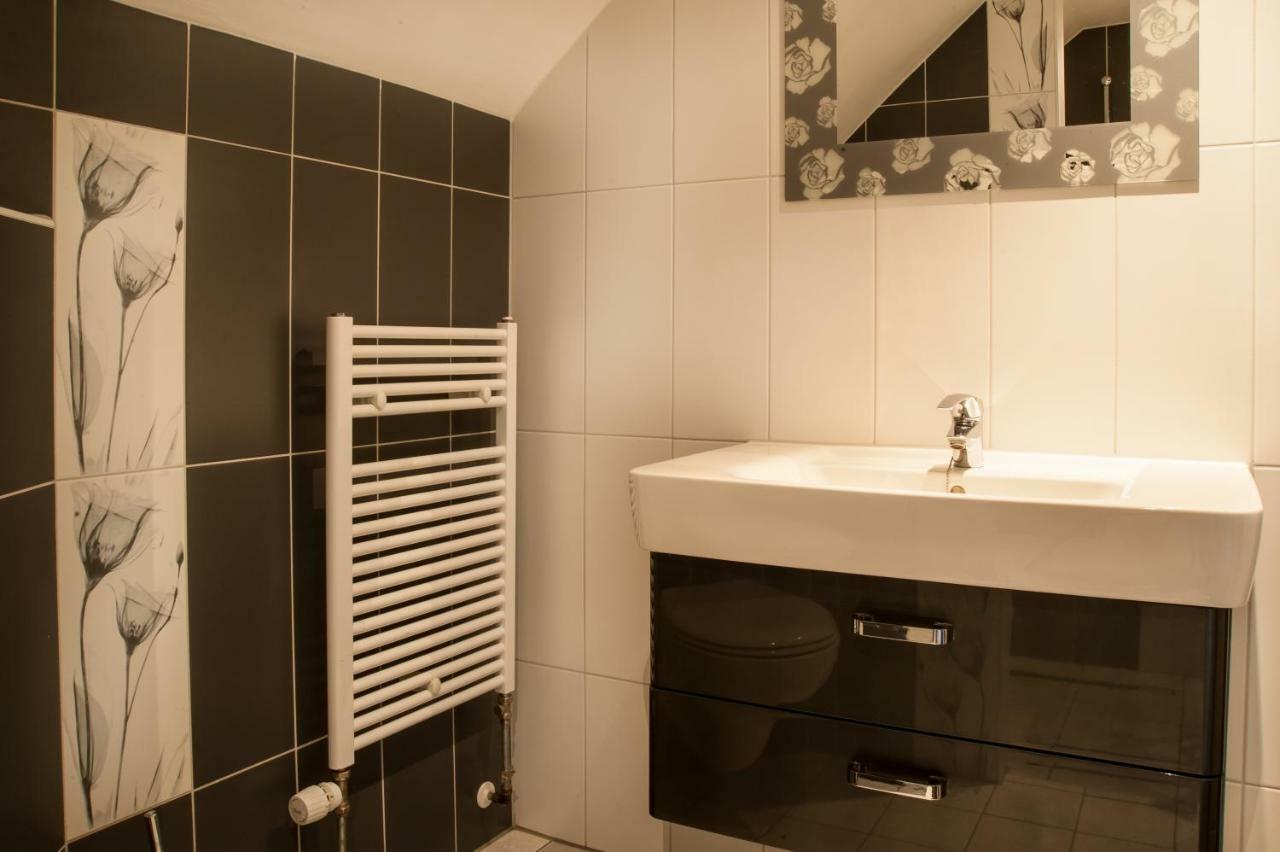 Apud Nos Domi Aparthotel Polsbroek Екстериор снимка